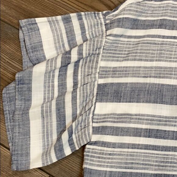 Vince Camuto Striped Flutter Sleeve Blouse L - Picture 7 of 8